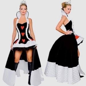 Queen of hearts sexy costume
